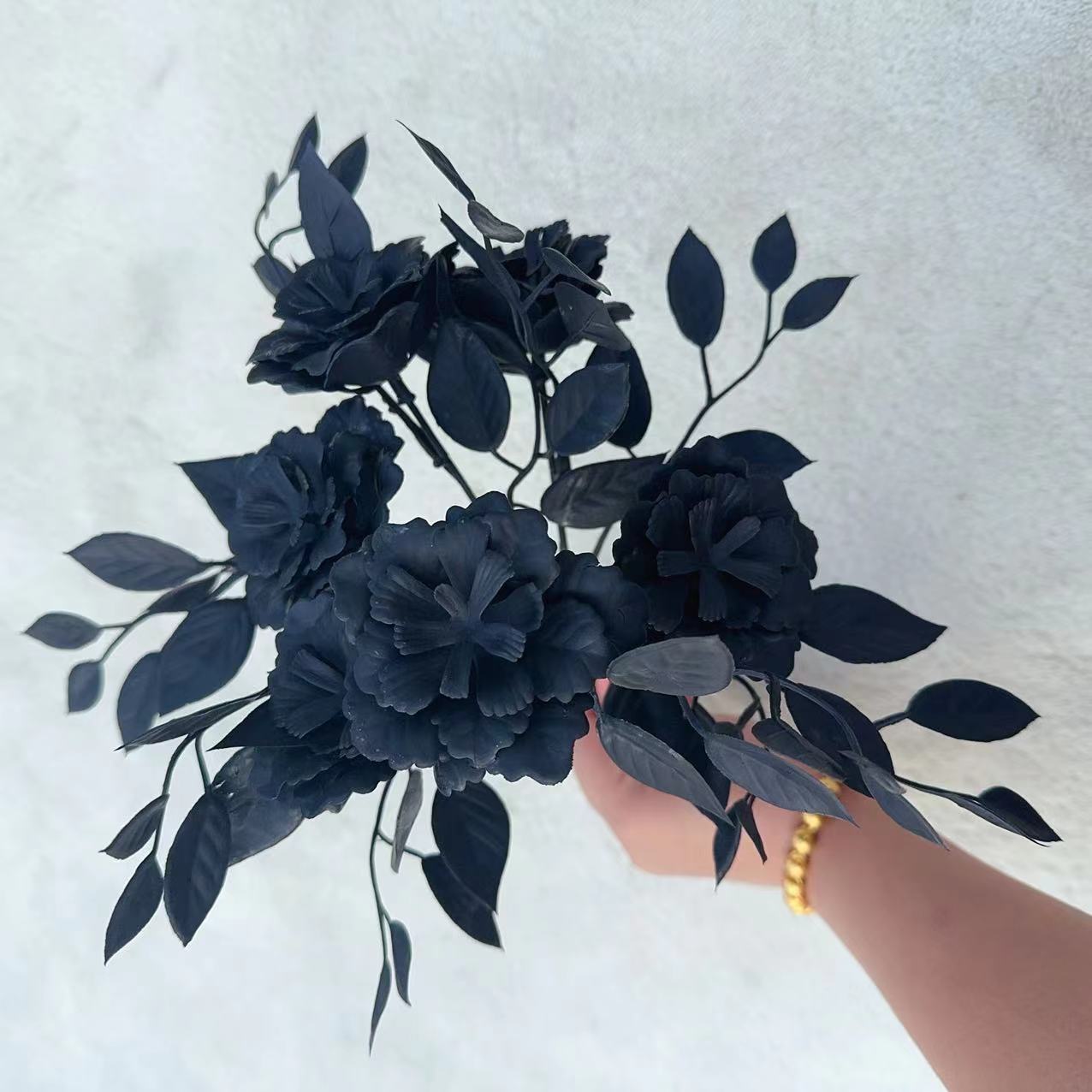 黒のハロウィーンの人工花の装飾,植物の葉,枝,竹ダリア,結婚 - Home Decor Event のレビューと価格
