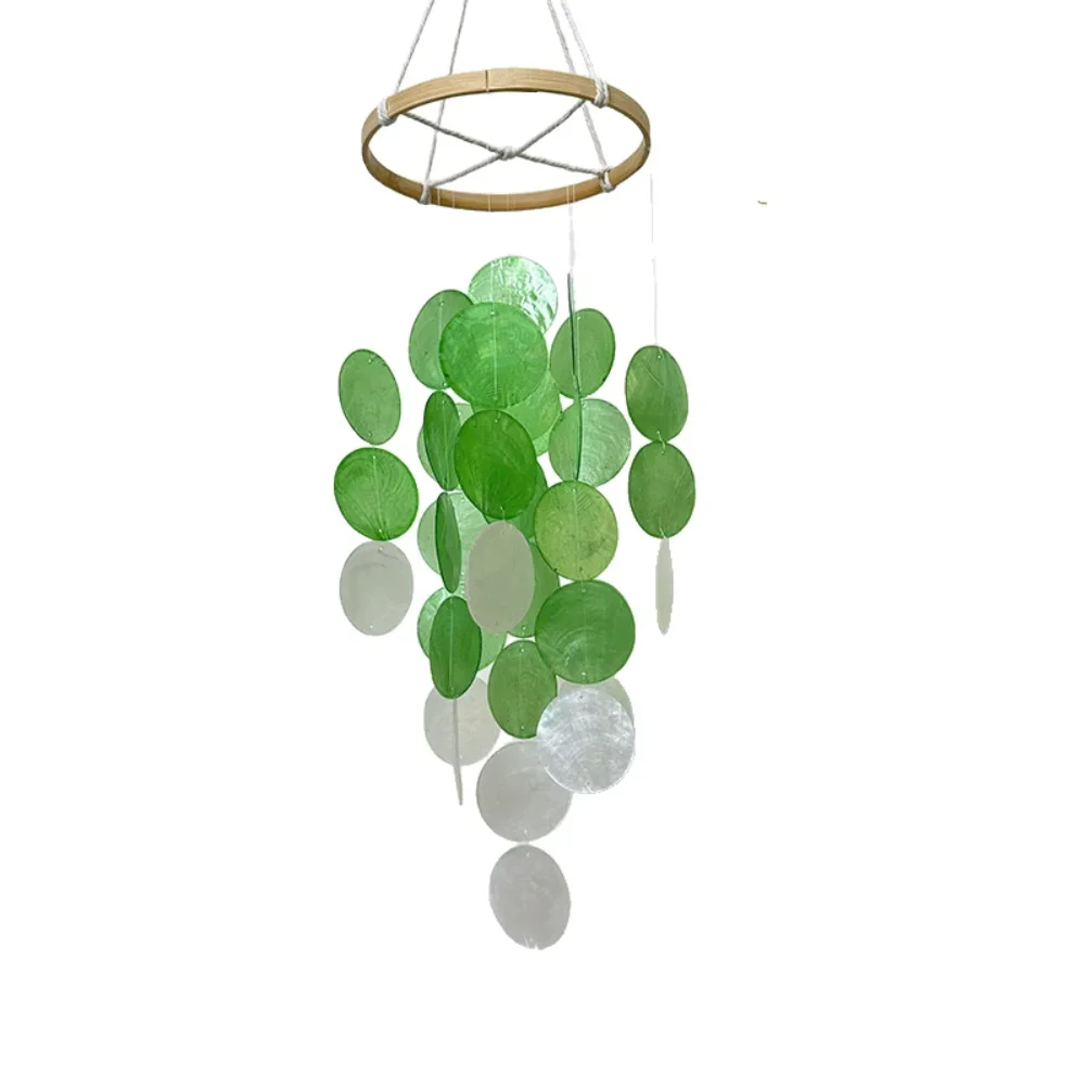 手作りのボヘミアンシェル風鈴、真珠光沢のアクセントが施され、 - Boho Wind Chimes のレビューと価格