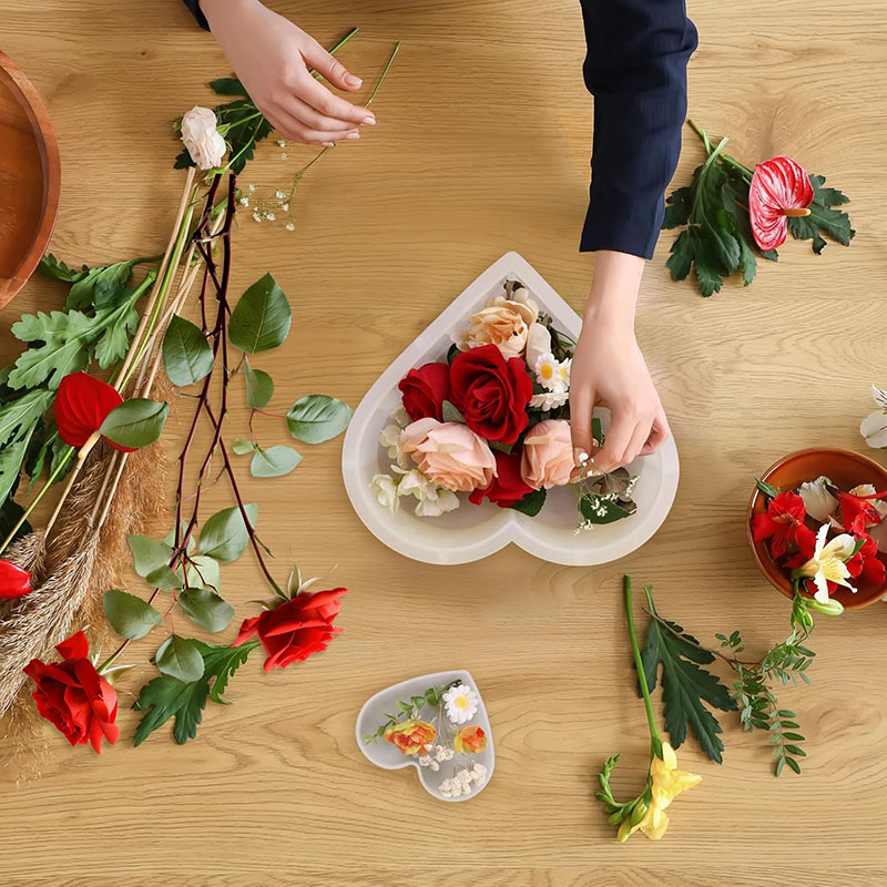 大きなハートエポキシ樹脂型花の保存 DIY ブックエンドウェ - Home Decor Manufacturers のレビューと価格