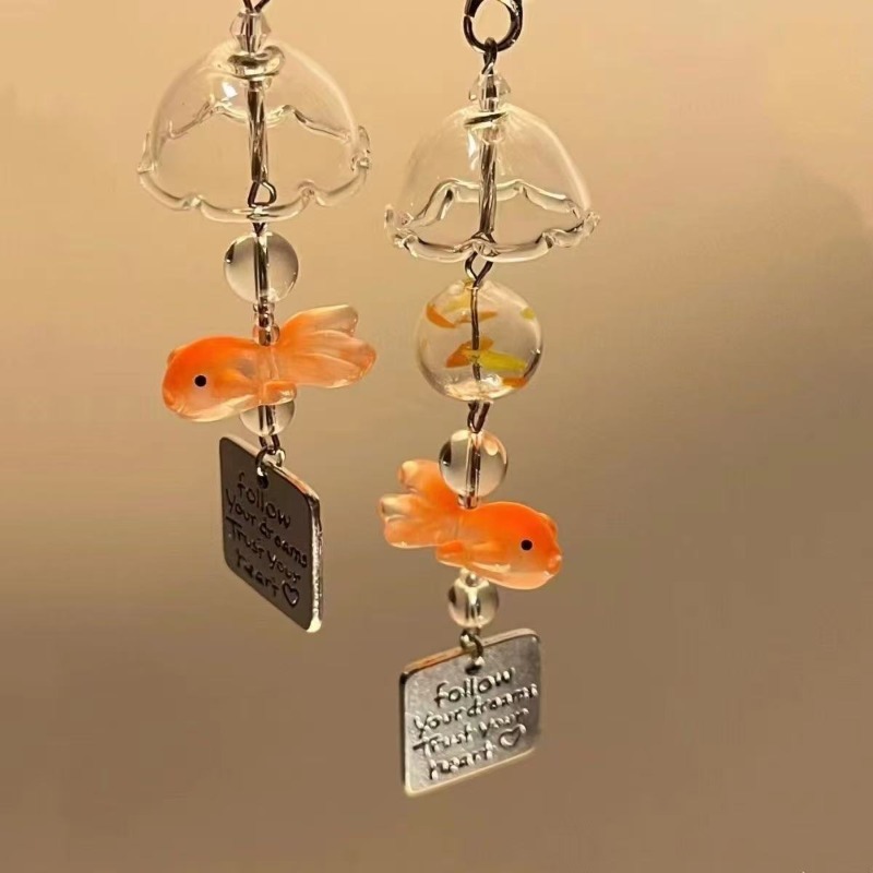 金魚風鈴ドリームビーズチャーム自由奔放に生きる風鈴電話ストラ - Boho Wind Chimes のレビューと価格