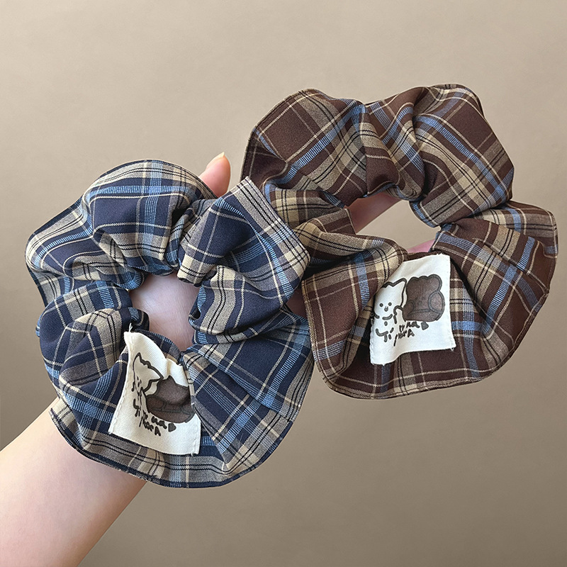 女性用の正方形の市松模様のシュシュ,伸縮性のある輪ゴム,ヘア - Home Decor Trends 2025 のレビューと価格