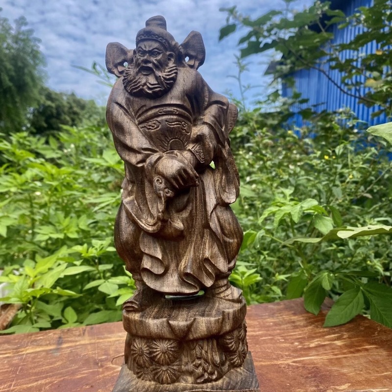 手彫りベトナム木製鍾馗像フィギュア。魔除け、守護、風水オーナ - Home Decor Vietnam のレビューと価格